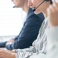 Accompanying Customers to Enable Self-Reliance